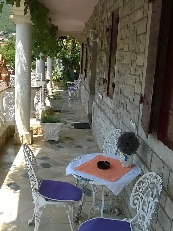 Apartments And Rooms Deskovic Moscenicka Draga